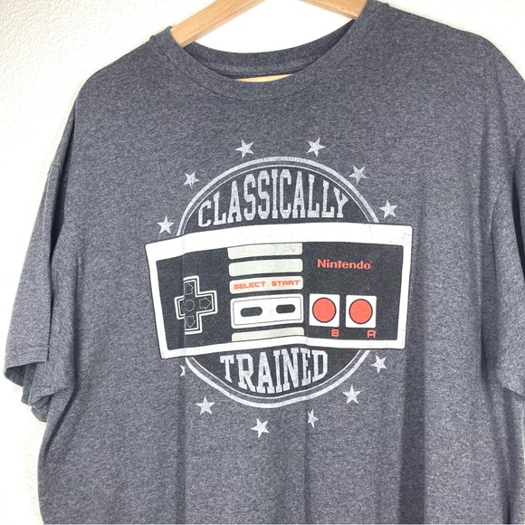 Nintendo Classically Trained XL Charcoal Gray T Shirt 50/50 Graphic Gamer Tee - Picture 8 of 11